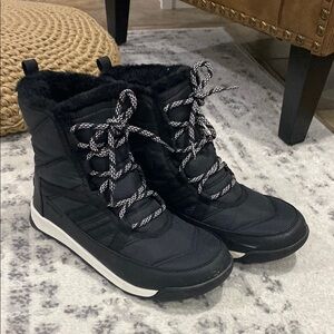 Sorel Black Winter & Rain Boots with Waterproof Design
